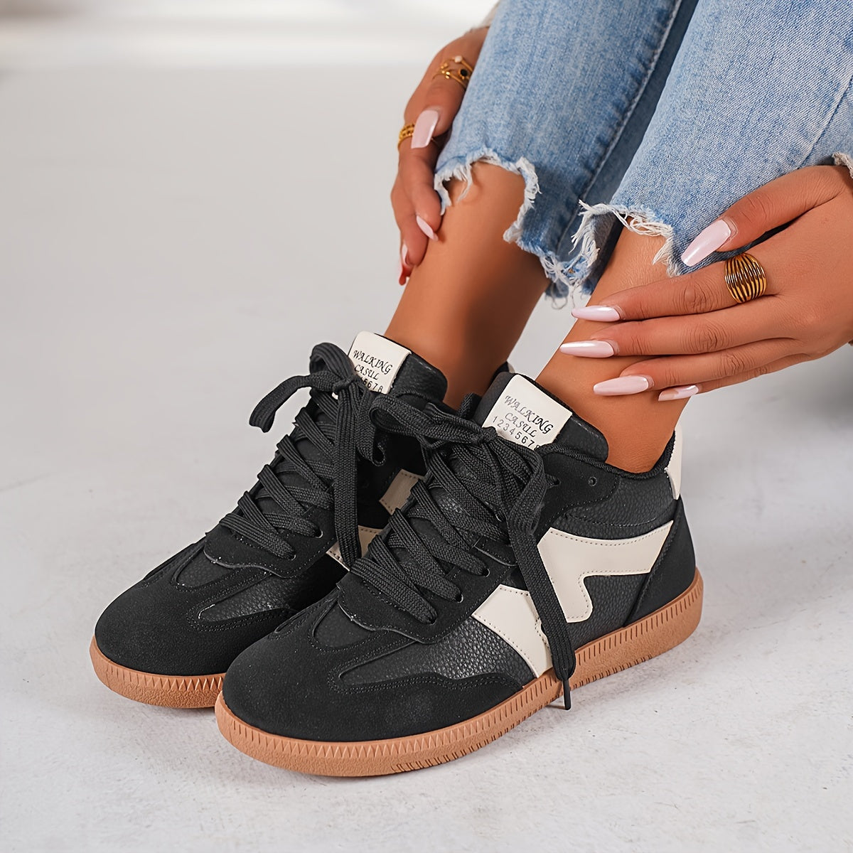 Halfhoge dames winter sneakers: warm, trendy en antislip! afbeelding 5