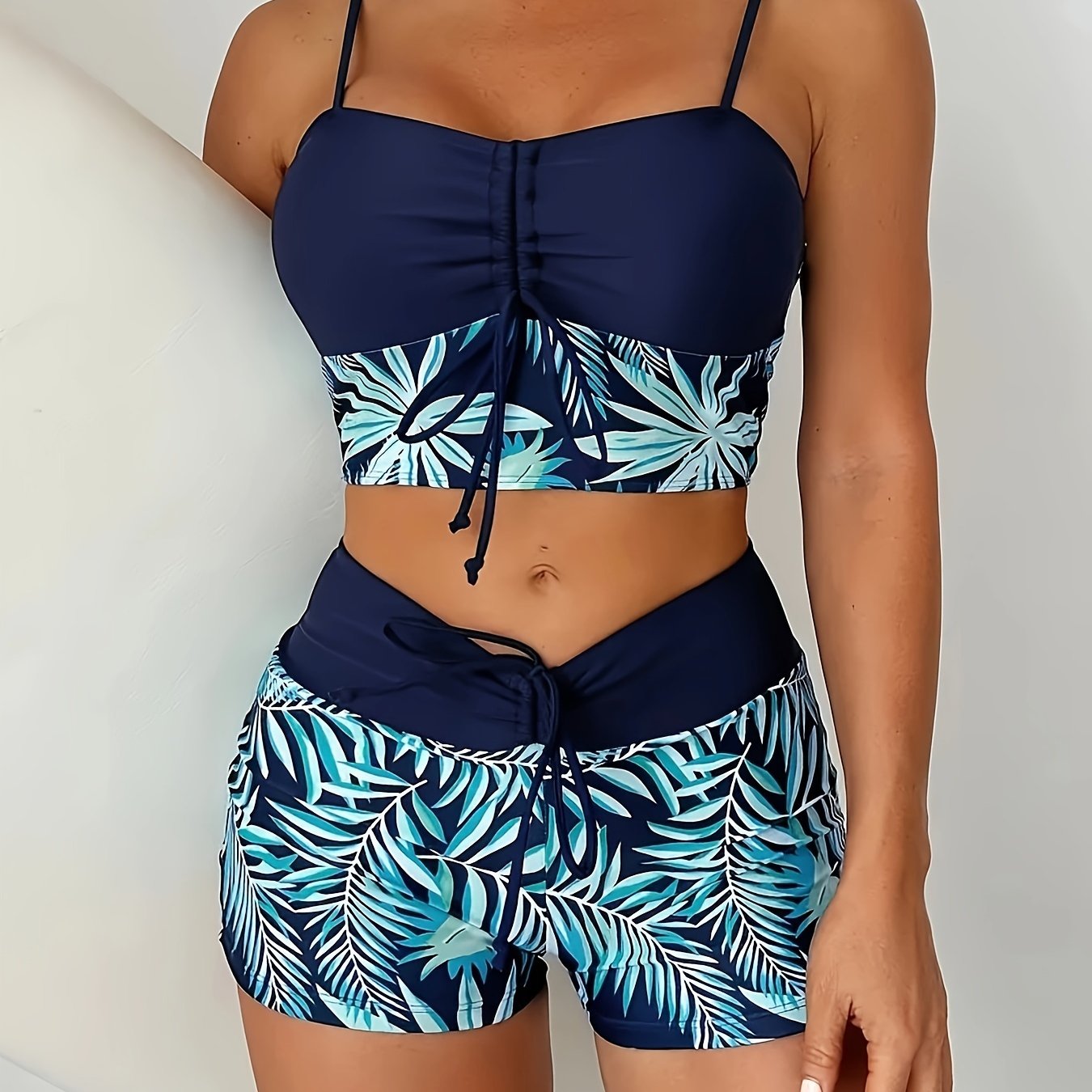 Bladprint bikini set met boyshorts | Stijlvol en comfortabel | Perfect voor zomerse dagen afbeelding 11