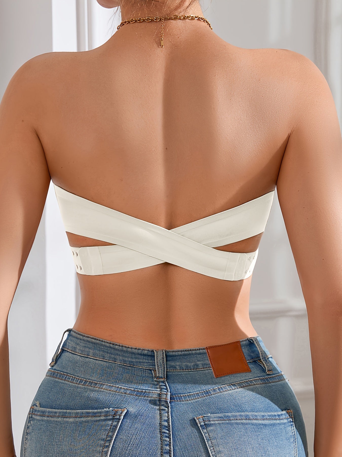 Stijlvolle strapless bandeau-top met zijsluiting - perfecte mix van comfort en elegantie! Shop nu. afbeelding 9