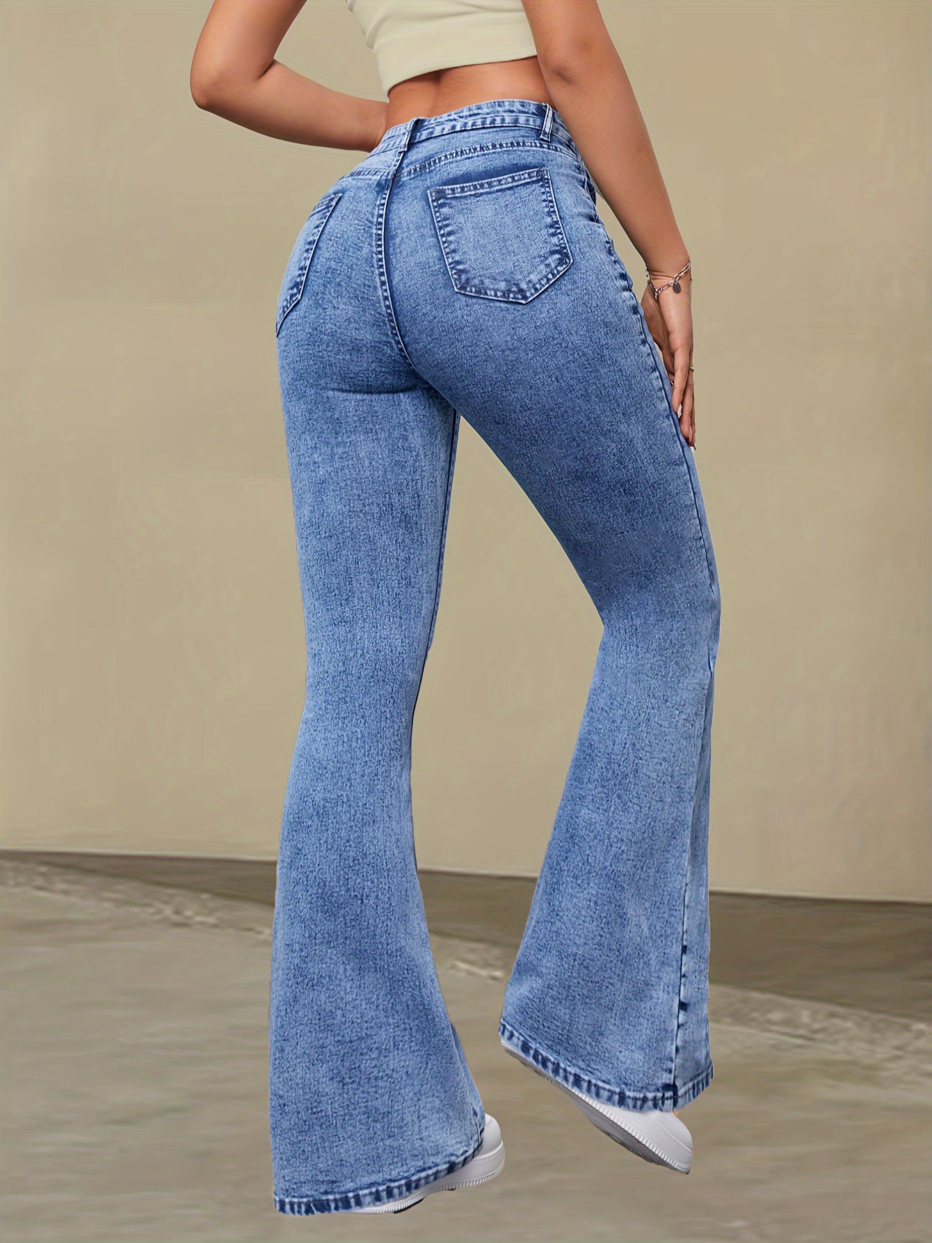 Elegante stretch denim flare jeans | Verfijnde stijl & comfort | Voor alle seizoenen | Hoge taille & retro flair afbeelding 2